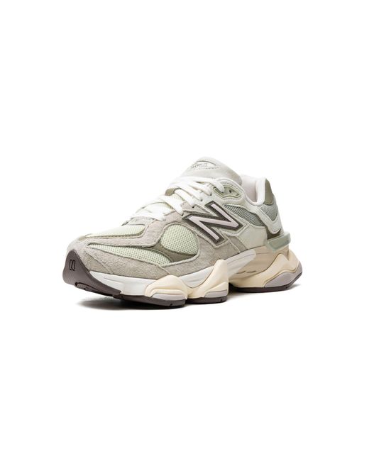 New Balance 9060 "olivine" in Black Lyst UK