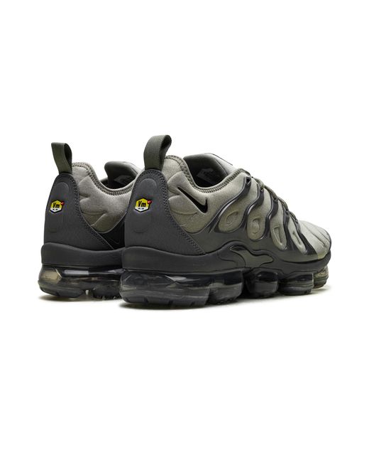 Nike Black Air Vapormax Plus Sneaker for men
