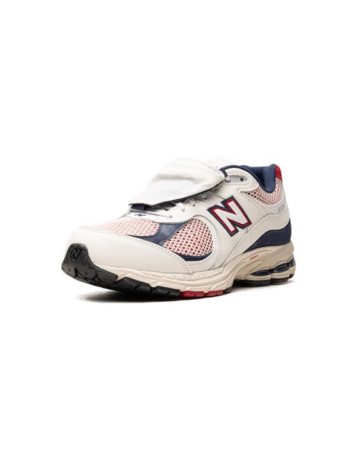 New Balance Black 2002R "Sea Salt/Team" M2002Rve" for men