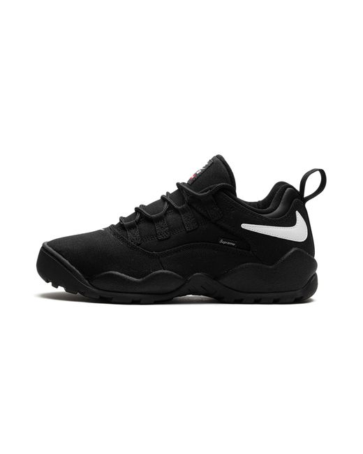 Nike Black Sb Darwin Low "Supreme for men