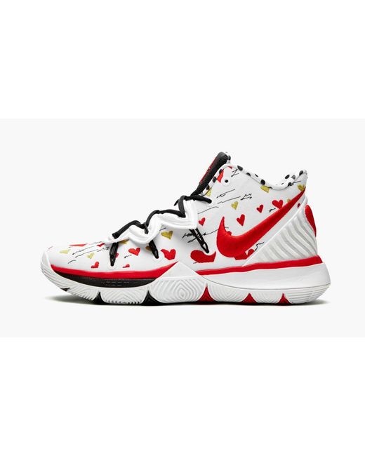 kyrie 5 sneaker room