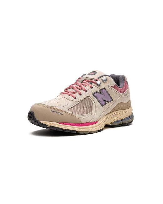 New Balance Black 2002R "Hiking Pack for men