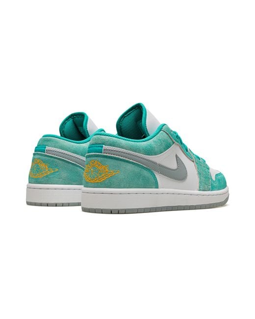 Nike Green Air 1 Low Se "New Emerald" Dn3705 301" for men