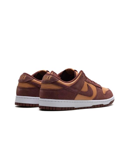 Nike Brown Dunk Low Retro Se "Amber" Fq8249 200" for men
