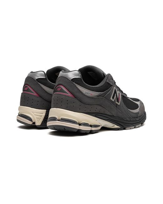 New Balance Black 2002R M2002Rgv" for men