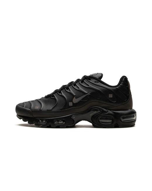 black air max plus men's