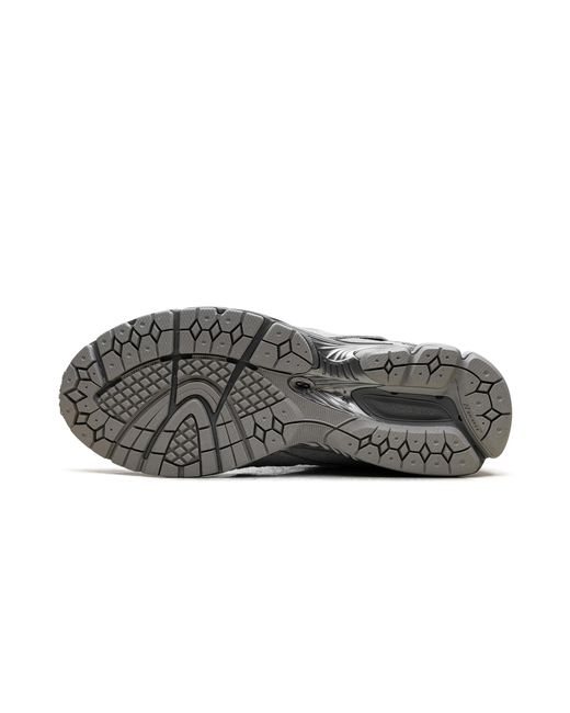 New Balance Gray 2002R Gore-Tex "Protection Pack for men