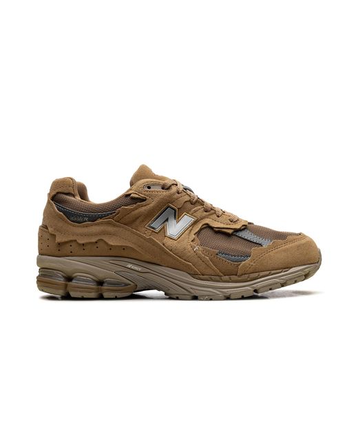 New Balance Black 2002R Gore-Tex "Protection Pack for men