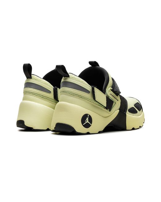Nike Black Trunner Lx "Luminous" Hq2164 302" for men