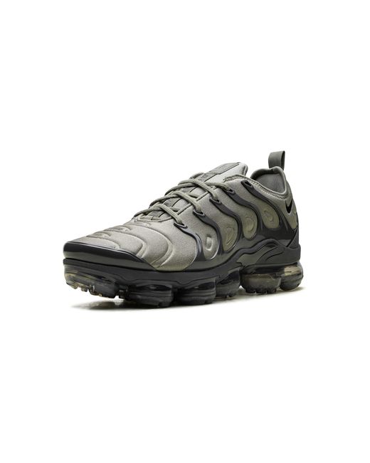 Nike Black Air Vapormax Plus Sneaker for men
