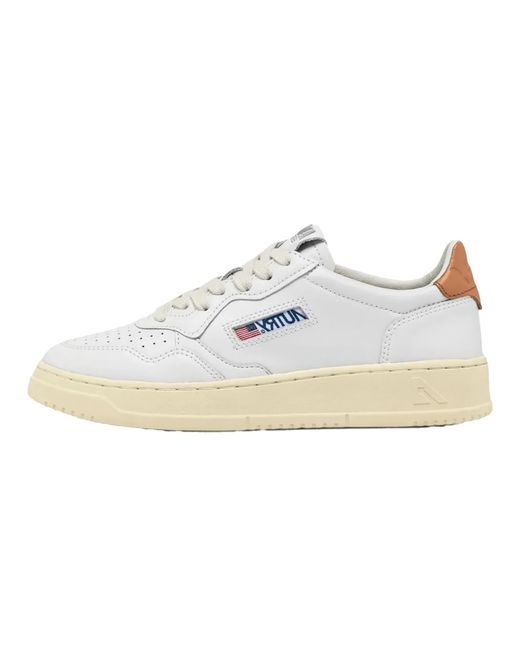 Autry Black Medalist Low /Sandstorm" Aulw Ll76"