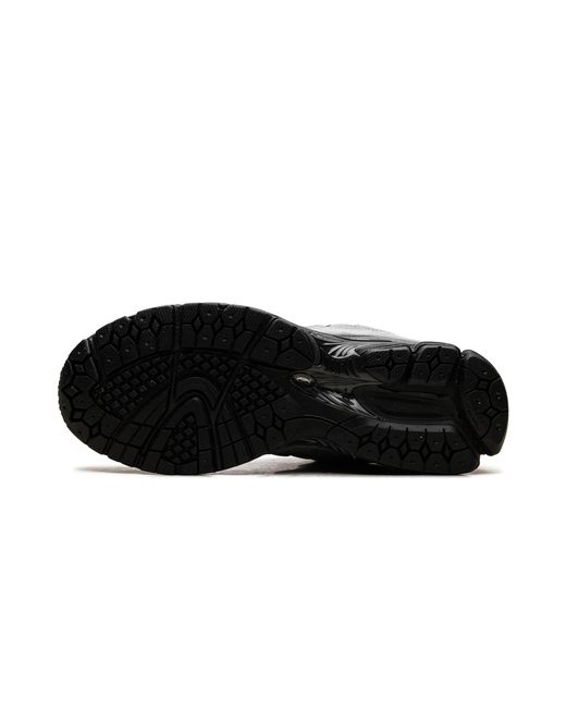 New Balance Black 2002R Metallic" U2002Rm" for men