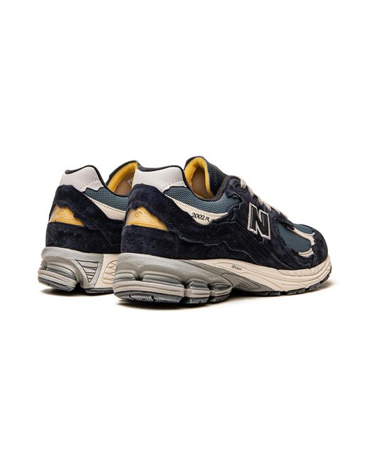 New Balance Black 2002R "Protection Pack for men
