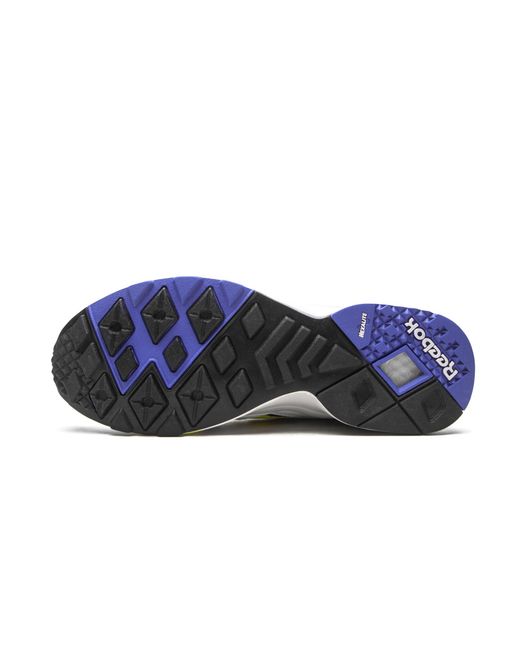 Reebok Black Aztrek Cn7840 4" for men