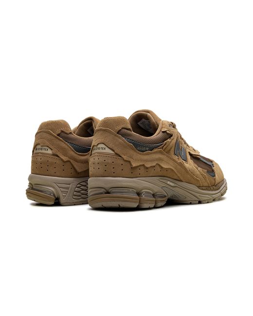 New Balance Black 2002R Gore-Tex "Protection Pack for men