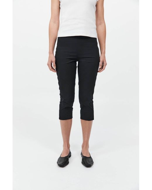 St. Agni White Slim Capri Pant