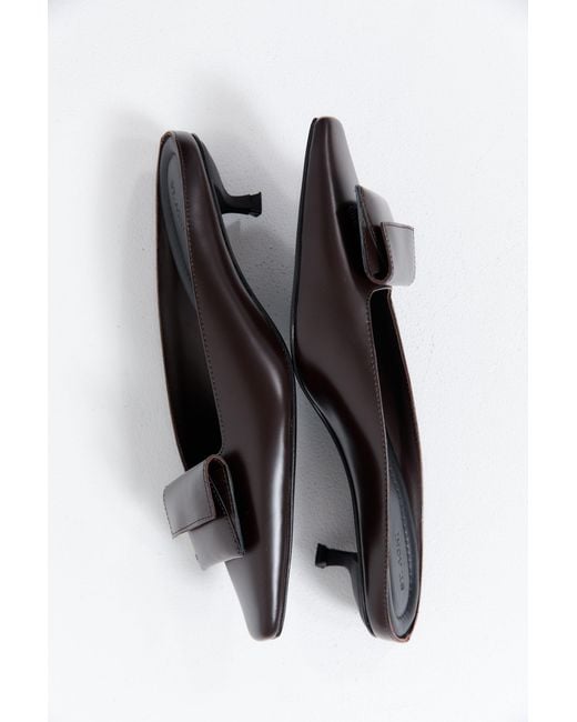 St. Agni Brown Petit Pouch Heel