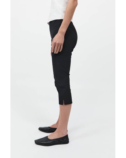 St. Agni White Slim Capri Pant