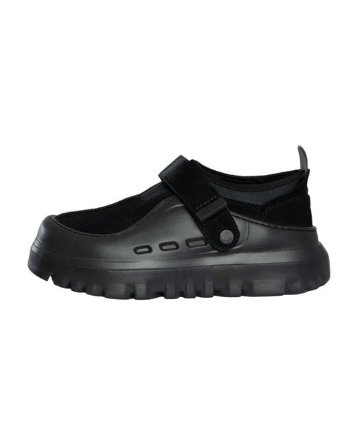 Ugg Black Peakmod Lowcut Shoes for men