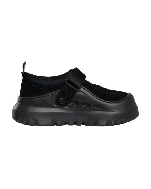 Ugg Black Peakmod Lowcut Shoes for men