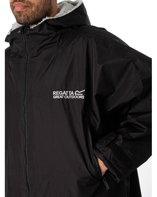 Regatta Black Waterproof Changing Robe for men