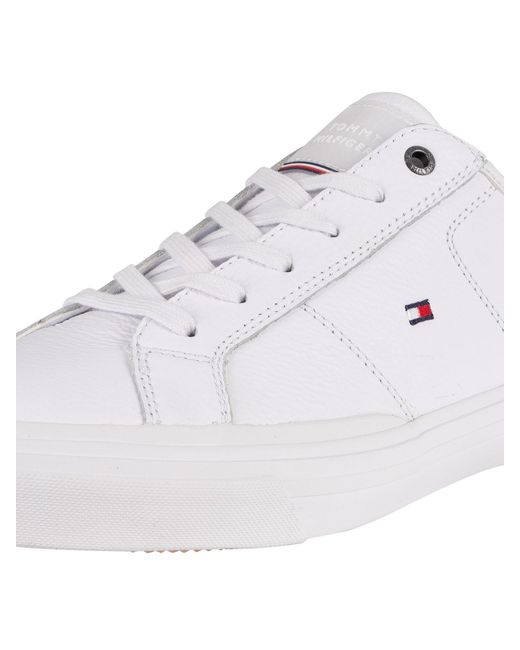 tommy hilfiger core corporate canvas trainers in white