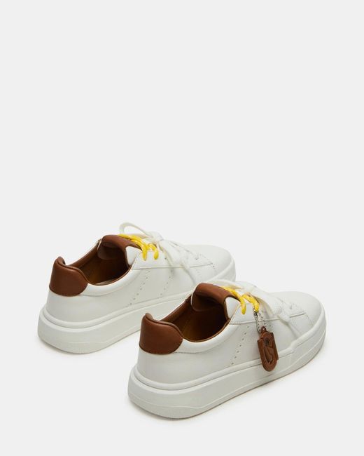 Steve Madden White Marvin