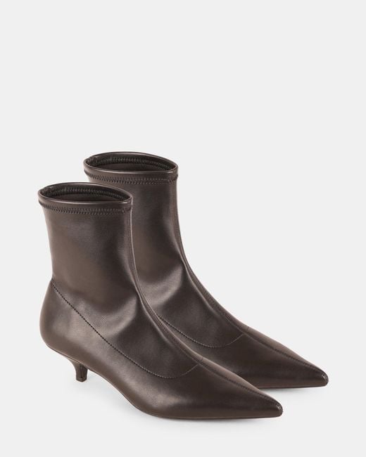 Steve Madden Brown Edgee