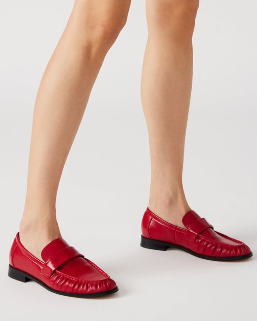 Steve Madden Red Ridley