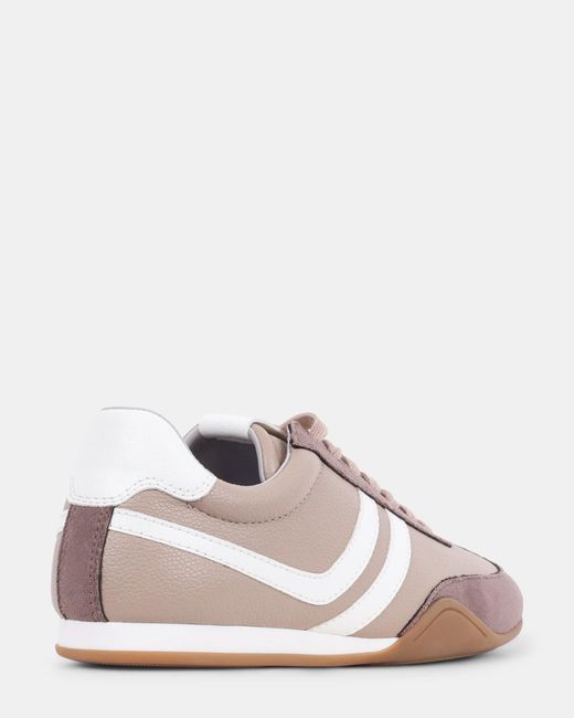 Steve Madden Brown Jump
