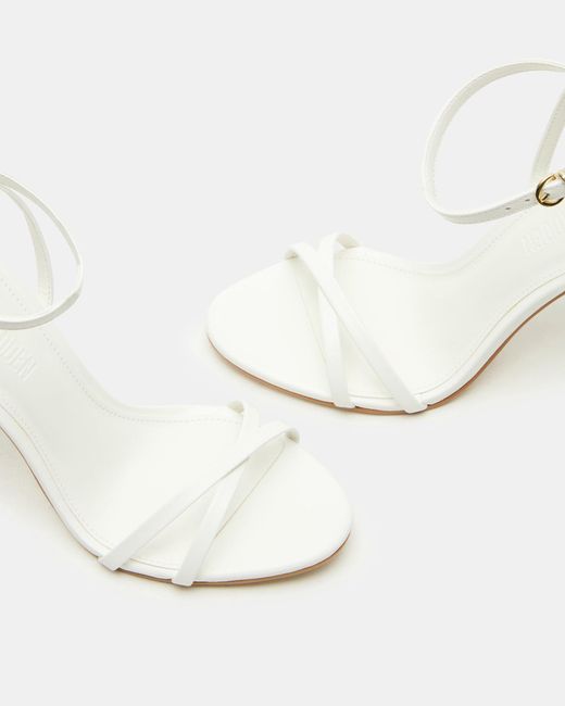 Steve Madden Metallic Jypsey