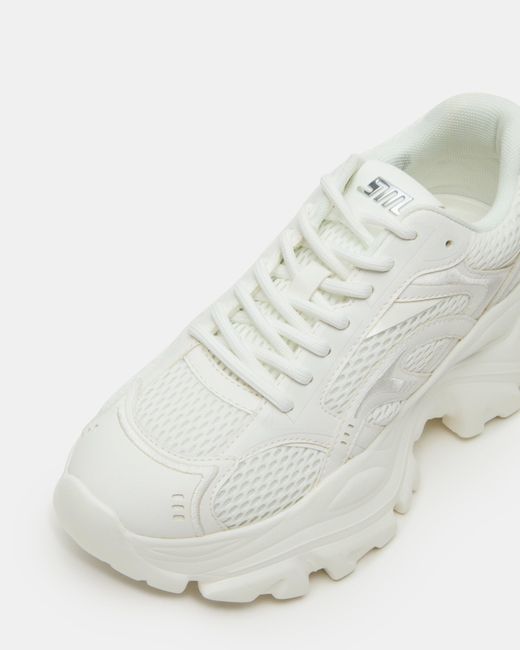 Steve Madden White Raftus