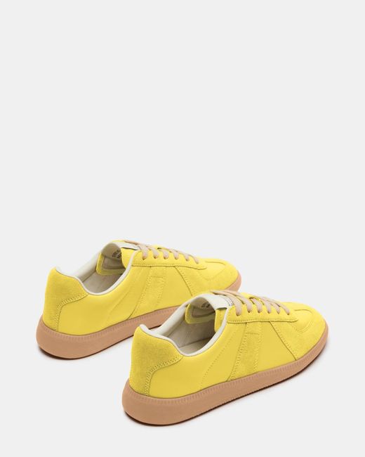 Steve Madden Yellow Dixin