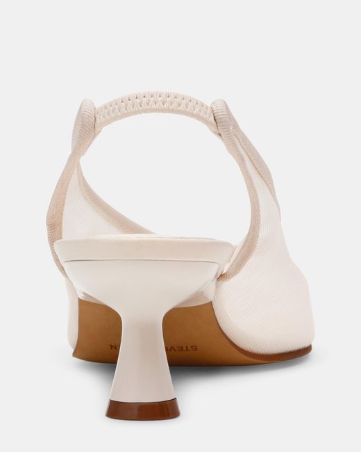 Steve Madden Natural Xtra