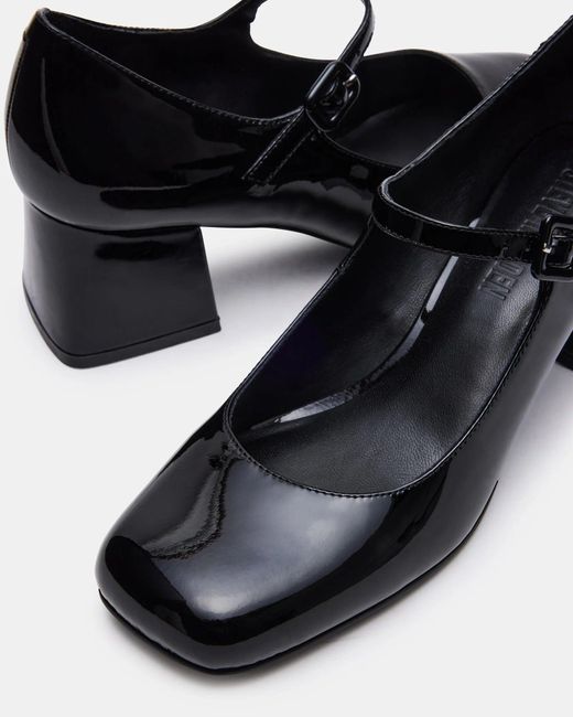 Steve Madden Black Darcey