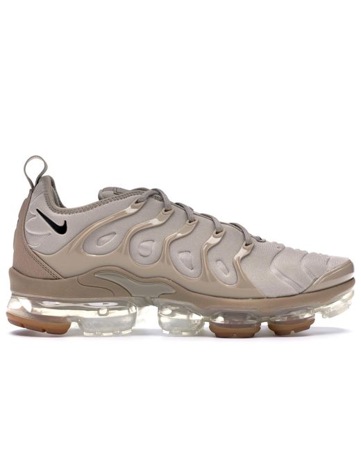 size 7 vapormax plus