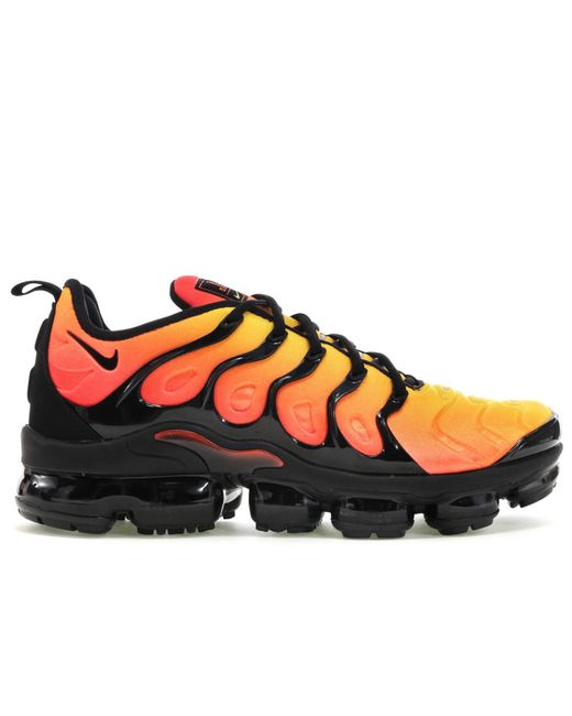 nike vapor max orange and black