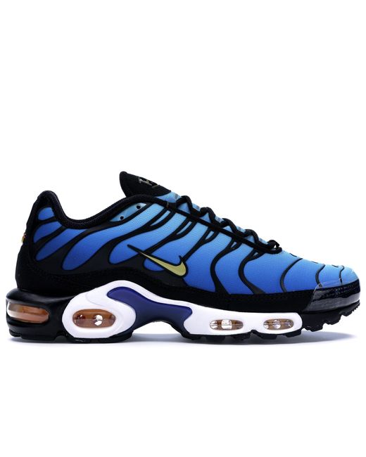 sky blue air max plus