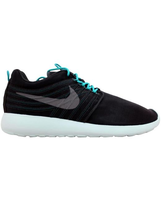 Nike Roshe Run Dyn FW QS Schoenen