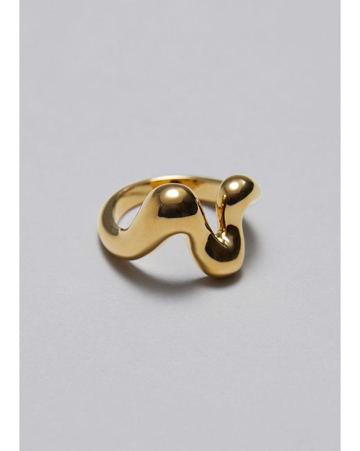 & Other Stories Metallic Sculpted Wavy Ring