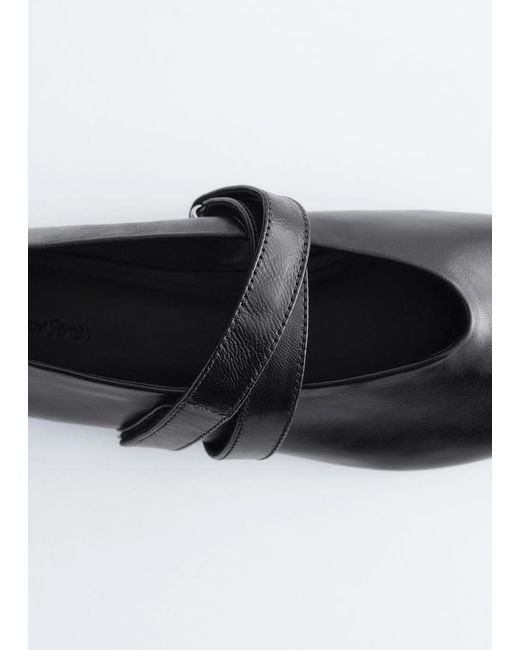 & Other Stories Black Cross-Strap Leather Ballet Flats