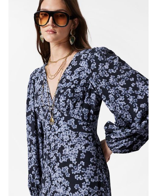 Robe Midi À Col En V & Other Stories en coloris Blue