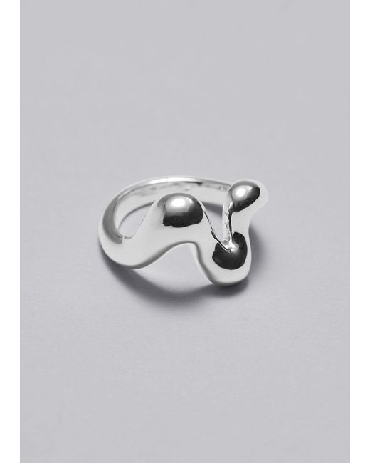 & Other Stories Gray Sculpted Wavy Ring