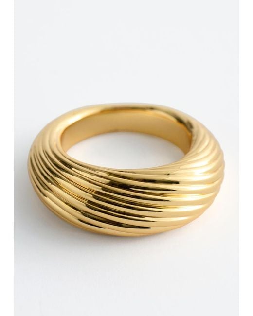 & Other Stories Metallic Fluted Ring