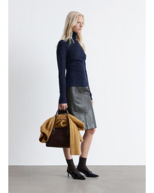 & Other Stories Blue Thin-Knit Wool Turtleneck