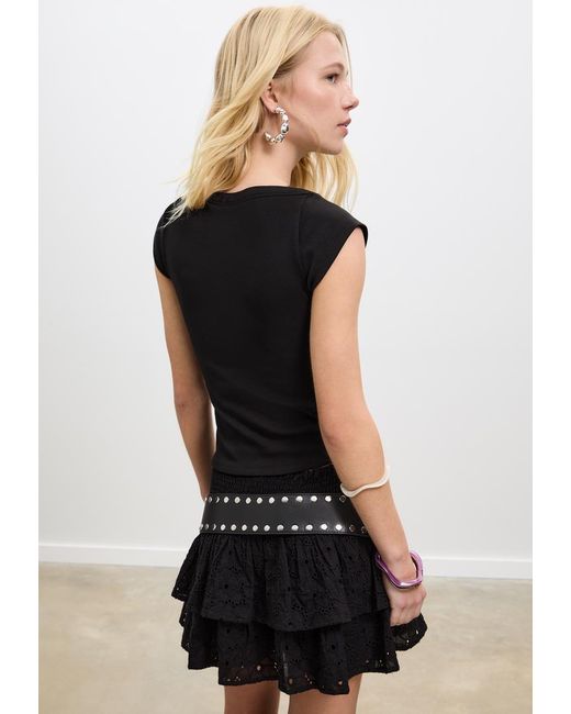T-Shirt Basic Scollo A Barchetta di Stradivarius in Black