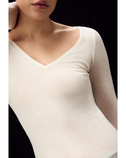 Pullover Basic di Stradivarius in Black