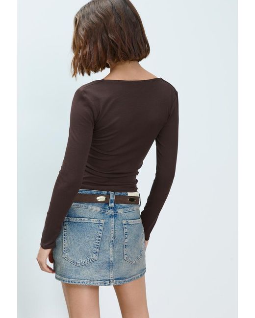 Maglietta Basica Scollo Quadrato di Stradivarius in Brown
