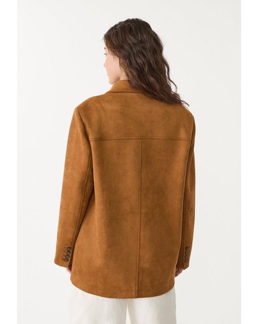 Blazer Effetto Camoscio di Stradivarius in Brown