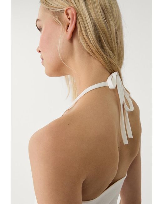 Top Halter Con Allacciatura di Stradivarius in Pink